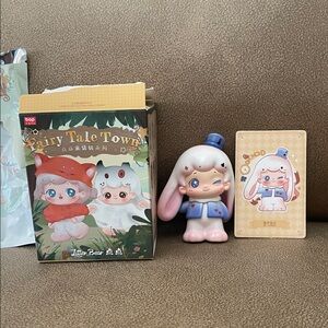 Fairy Tale Town Figurine with Card